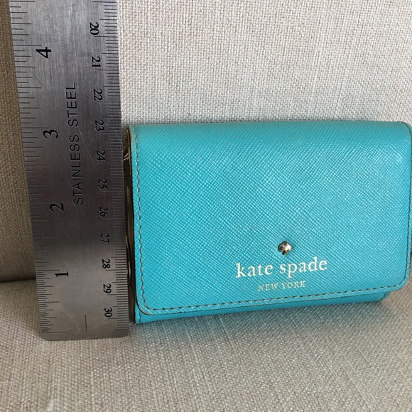 Kate Spade Wallet Keychain - Picture 12 of 13